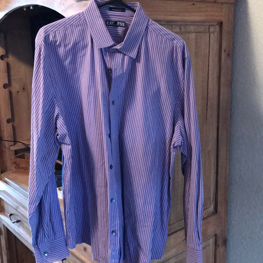Purple Ls EXPRESS button down